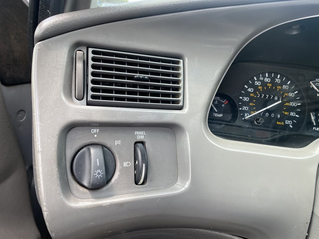 1996 Mercury Cougar - Photo 12