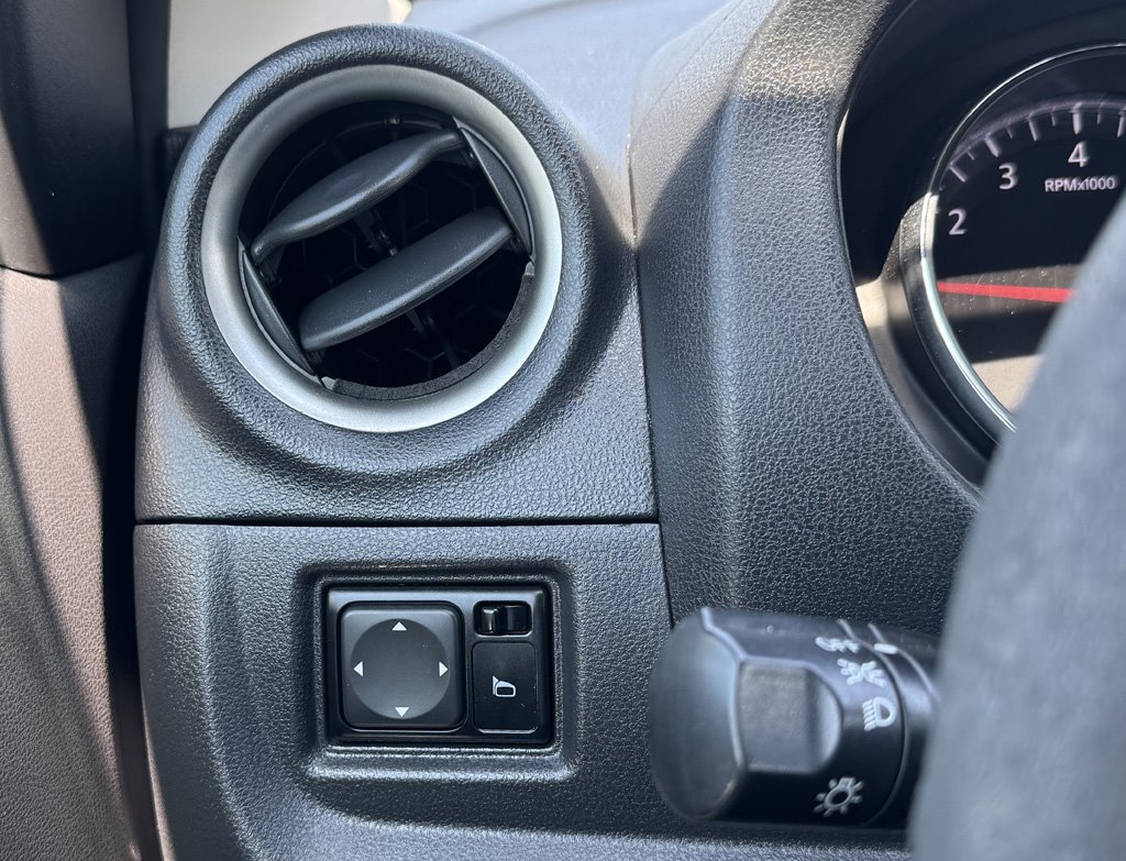 2018 Nissan Versa Sedan SV - Photo 15