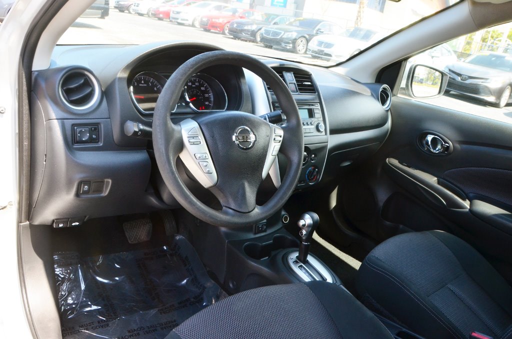 2018 Nissan Versa Sedan SV - Photo 14
