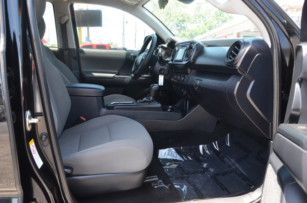 2019 Toyota Tacoma SR - Photo 19