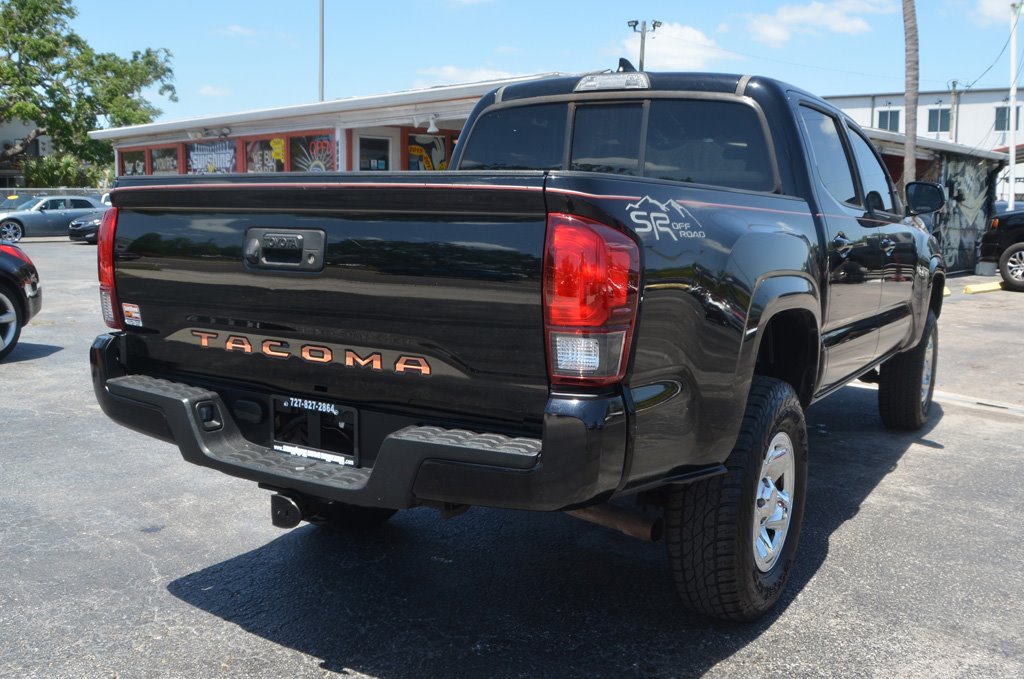 2019 Toyota Tacoma SR - Photo 6