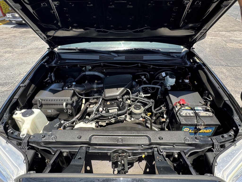 2019 Toyota Tacoma SR - Photo 10