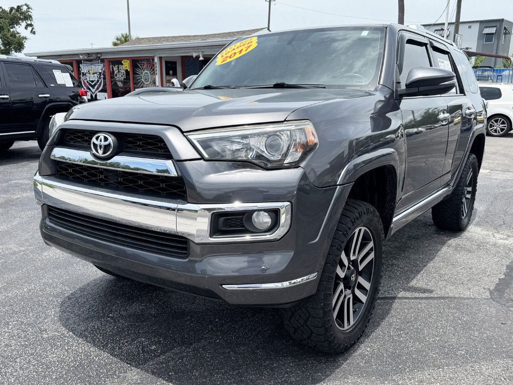 2017 Toyota 4Runner Limited's photo