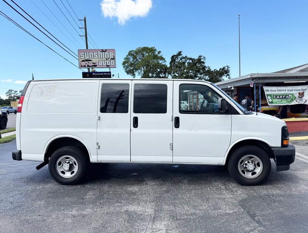 2017 Chevrolet Express Cargo Work Van - Photo 6