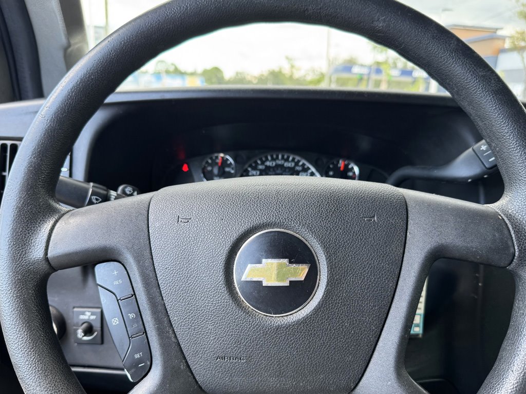 2017 Chevrolet Express Cargo Work Van - Photo 17
