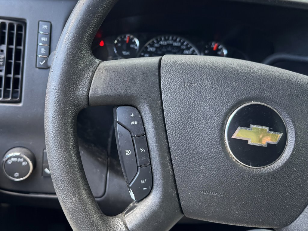 2017 Chevrolet Express Cargo Work Van - Photo 18