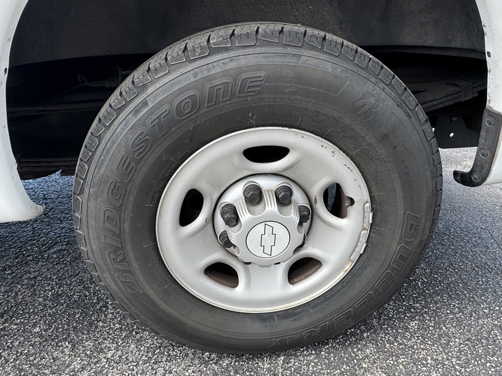 2017 Chevrolet Express Cargo Work Van - Photo 11