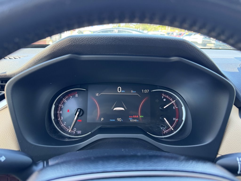 2019 Toyota RAV4 Limited - Photo 17