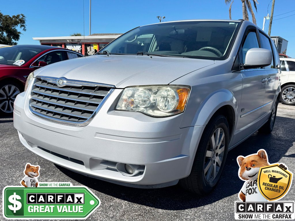 2009 Chrysler Town & Country Touring