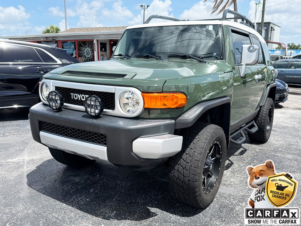 2014 Toyota FJ Cruiser AT's photo